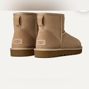 UGG Classic Mini II Boots in Sand